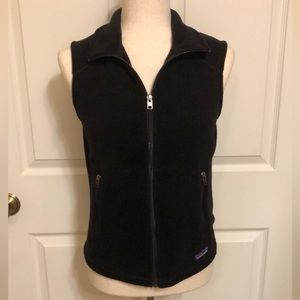 PATAGONIA Synchilla Vest Womens Black Sleeveless Zip Front with Pockets Size S